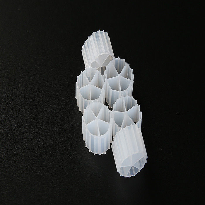 উচ্চ জৈবিক কার্যকারিতা হোয়াইট প্লাস্টিক ফিল্টার মিডিয়া এইচডিপিই