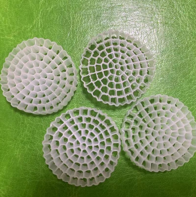 PE79S 1600m2/m3 ফ্লোটিং ক্যারিয়ার এমবিবিআর নিকাশের জন্য ফিল্টার মিডিয়া