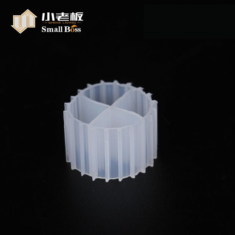 এইচডিপিই ক্ষুদ্র আকারের কে১ বায়ো ফিল্টার মিডিয়া ৯০০m2 / এম৩ পৃষ্ঠের আয়তন ১১*৭mm আকার