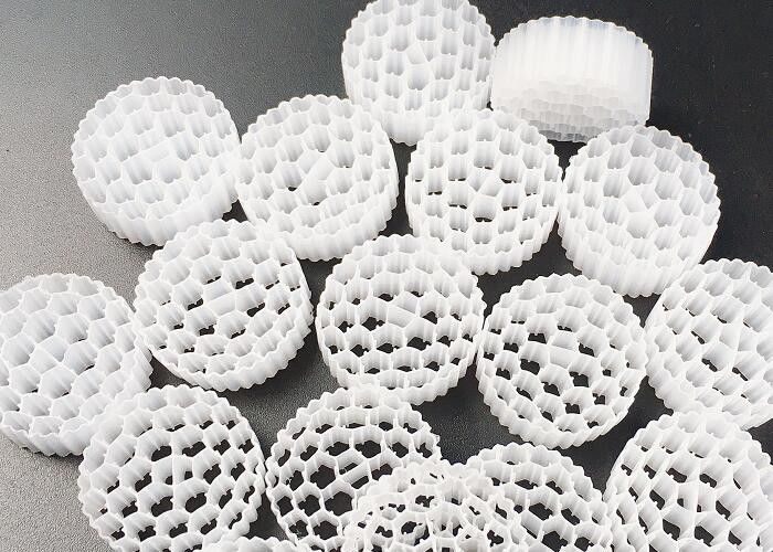 38 রুম K3 IFAS প্রযুক্তি MBBR বায়োপাইপ মিডিয়া কারখানার দাম শিল্প জল চিকিত্সা জন্য 25 * 10mm