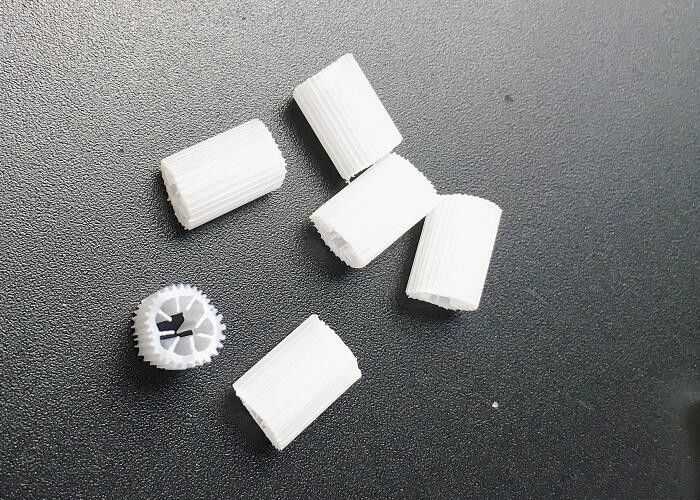 Mbbr বায়োফিল্ম ক্যারিয়ার ফর বায়োকেমিক্যাল ট্যাংক উইথ মুভিং বেড 5 * 10 মিমি হিপস উপাদান