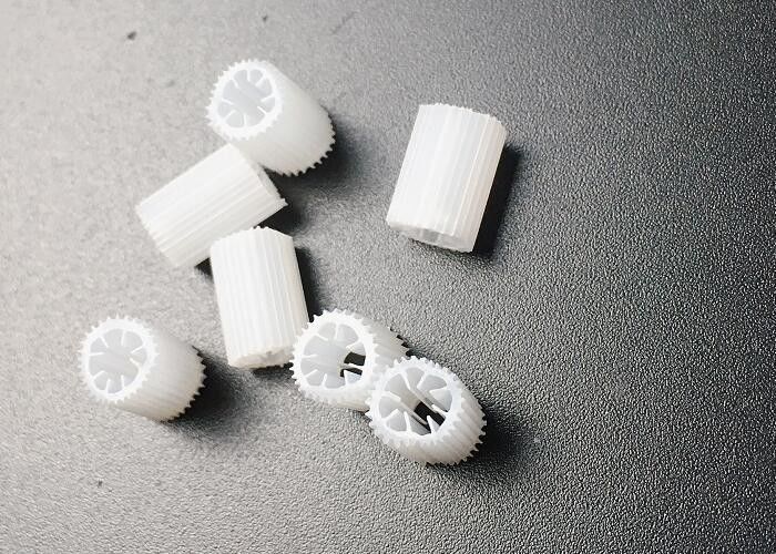 প্লাস্টিক মিডিয়া এমবিবিআর ফিল্টার কে 1 সরানো বিছানা ফিল্টার জল মান উন্নত