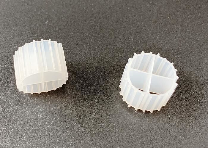 11*7 মিমি এমবিবিআর বায়ো ফিল্টার মিডিয়া কে 1 সাদা রঙ এবং কুমারী এইচডিপিই উপাদান সহ