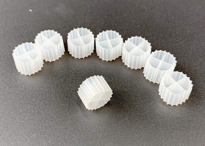 ভার্জিন এইচডিপিই হোয়াইট ১১ এমএম বায়ো ফিল্টার মিডিয়া ডেনিট্রিফিকেশন