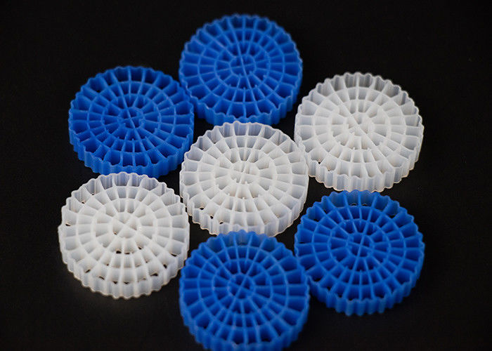 RAS সাদা প্লাস্টিক ফিল্টার মিডিয়া MBBR K5 মাছ চাষের জন্য, জল চিকিত্সা