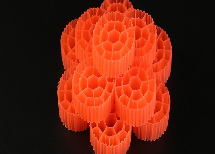 প্লাস্টিক ফিল্টার মিডিয়া এমবিবিআর বায়ো বল ফিল্টার সাদা রঙের ছোট পুকুর ফিল্টার