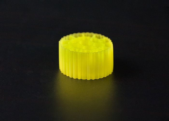 সাদা রঙের এমবিবিআর ফিল্টার মিডিয়া কে 3 বায়ো মিডিয়া ভার্জিন এইচডিপিই সহ ভাল প্রভাব প্রতিরোধের