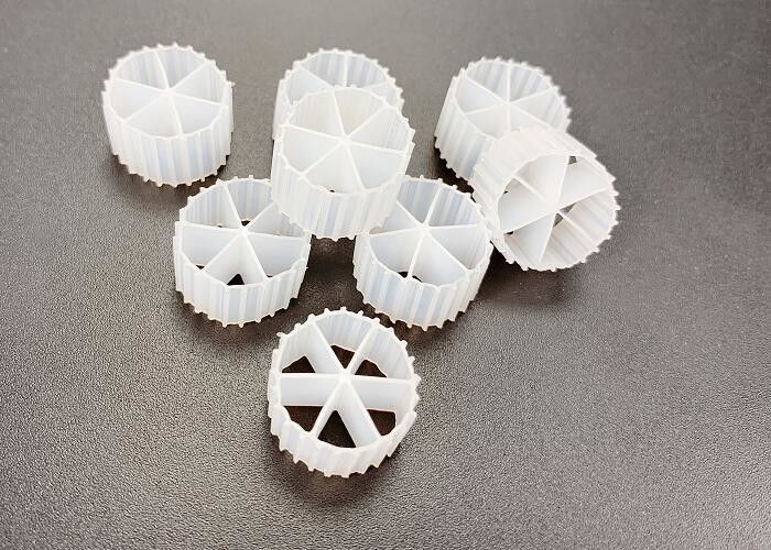 বায়োসেল বায়ো ক্যারিয়ার PE04 6 কক্ষ এমবিবিআর বায়ো বলস ফিল্টার মিডিয়া অ্যানেরোবিক ট্যাঙ্কের জন্য