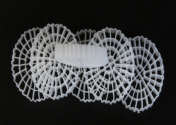 প্লাস্টিকের এমবিবিআর ভাসমান কে৫ বায়ো ফিল্টার মিডিয়া উচ্চ পৃষ্ঠতল