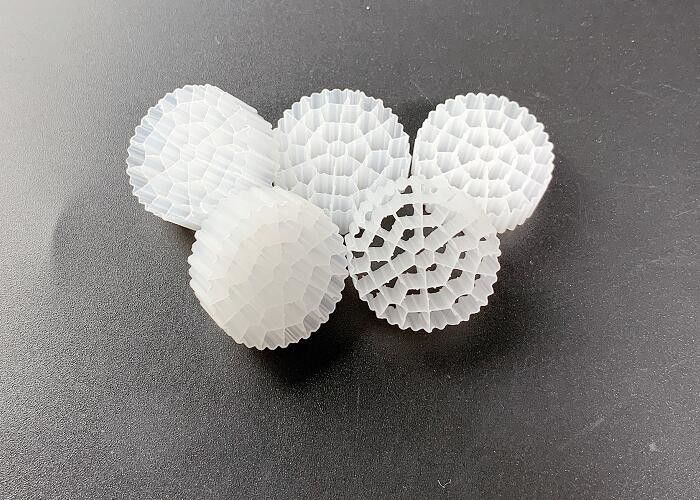 PE37 সাদা রঙের চলমান বিছানা বায়োফিল্ম রিঅ্যাক্টর এ / ও প্রযুক্তি সিওডি বোড সরান